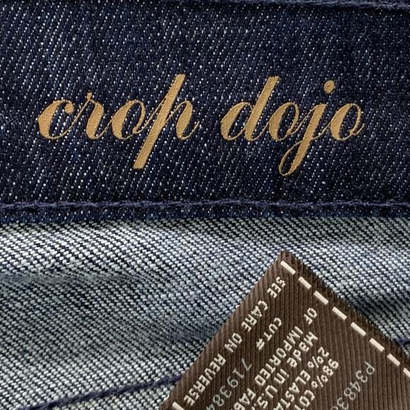 7 For All Mankind Crop Dojo Flare Women's Jeans Made in U.S.A  -  Size: 28 - Picture 14 of 16